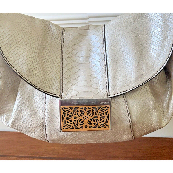 Calvin klein Basketweave Boho Bag Handbag Faux Snake Skin Ivory Beige Iridescent - Picture 6 of 9